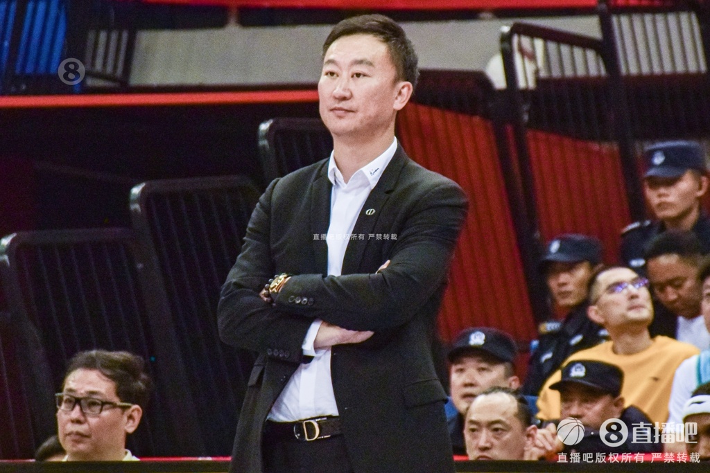 刘维伟:对广厦的G4很可惜 我们也认识到在很多方面和对方有差距